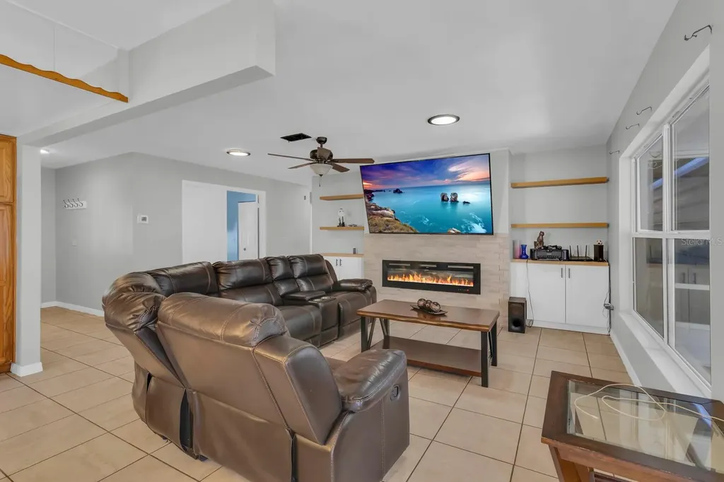 11253 Carriage Court Orlando FL 32837