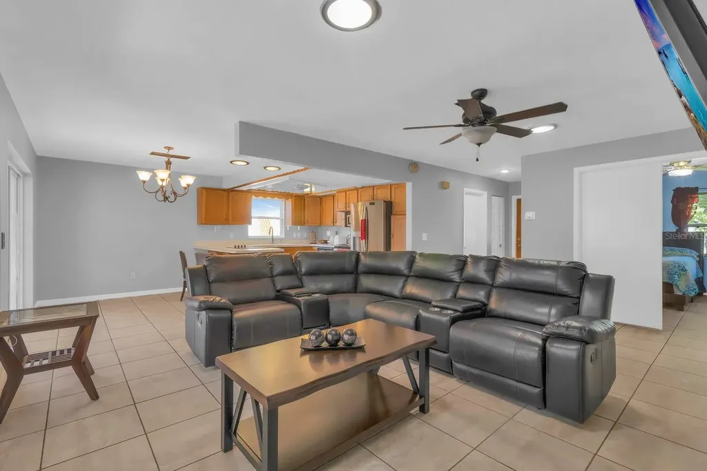 11253 Carriage Court Orlando FL 32837