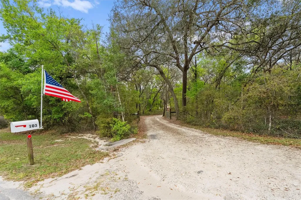 103 Deep Lake Trail Melrose FL 32666