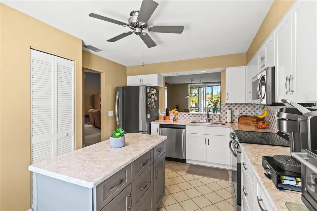 6101 34th Street W Bradenton FL 34210