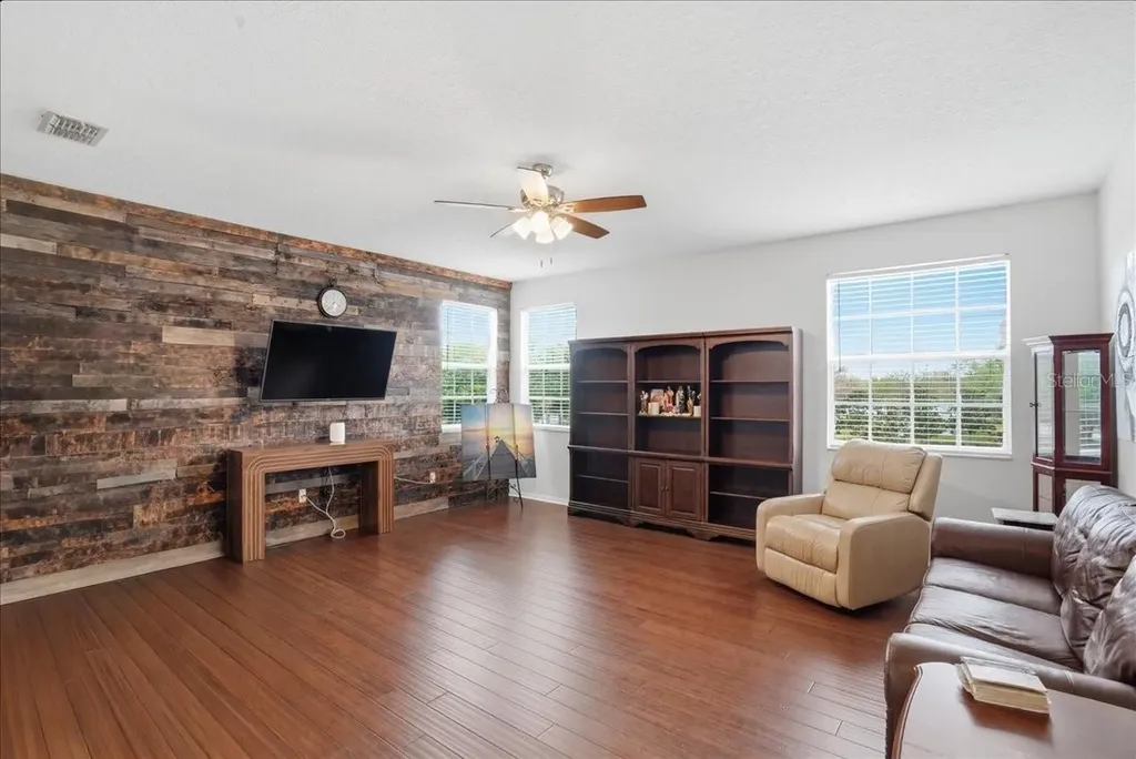7860 Atwood Drive Wesley Chapel FL 33545