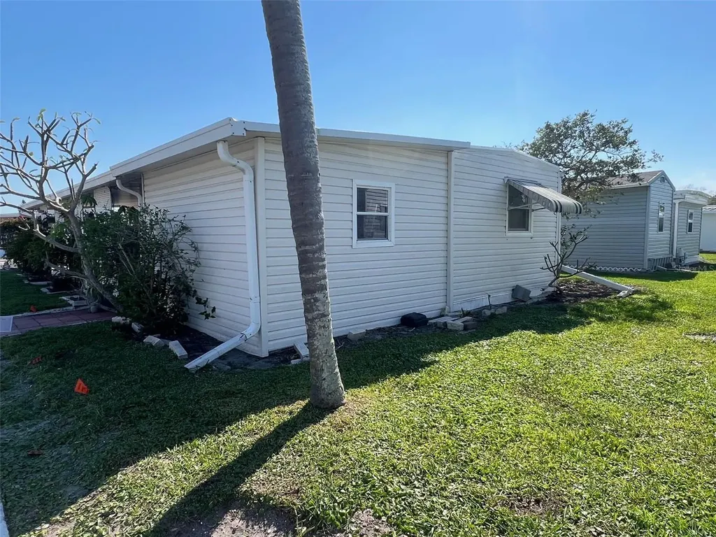 11300 124th Avenue Largo FL 33778