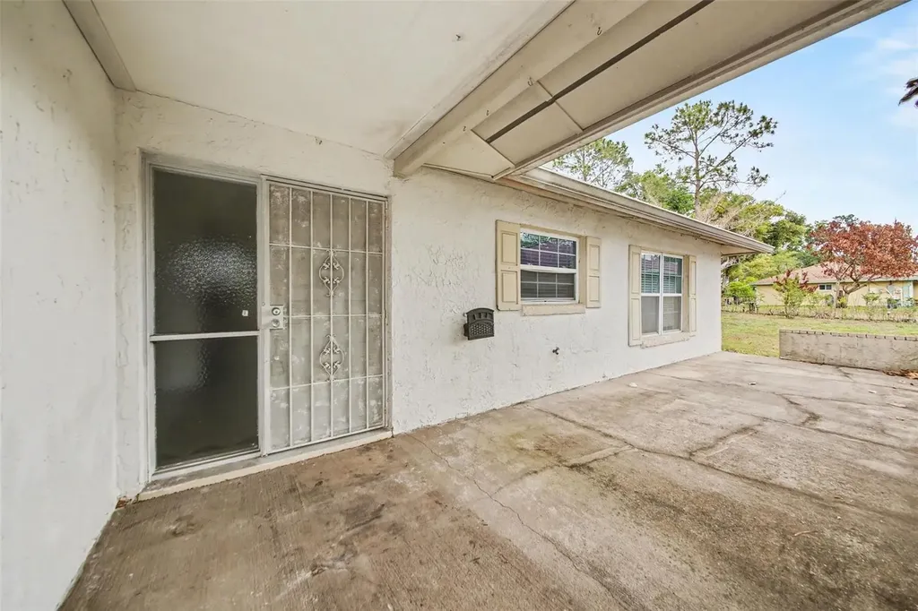 5033 Loyola Lane Orlando FL 32821