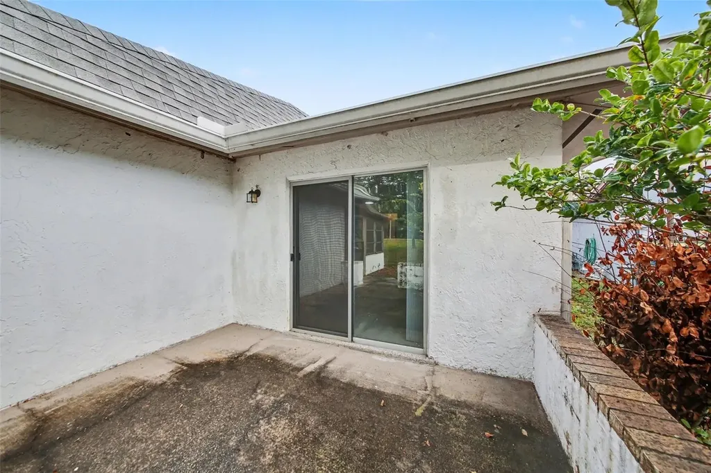 5033 Loyola Lane Orlando FL 32821