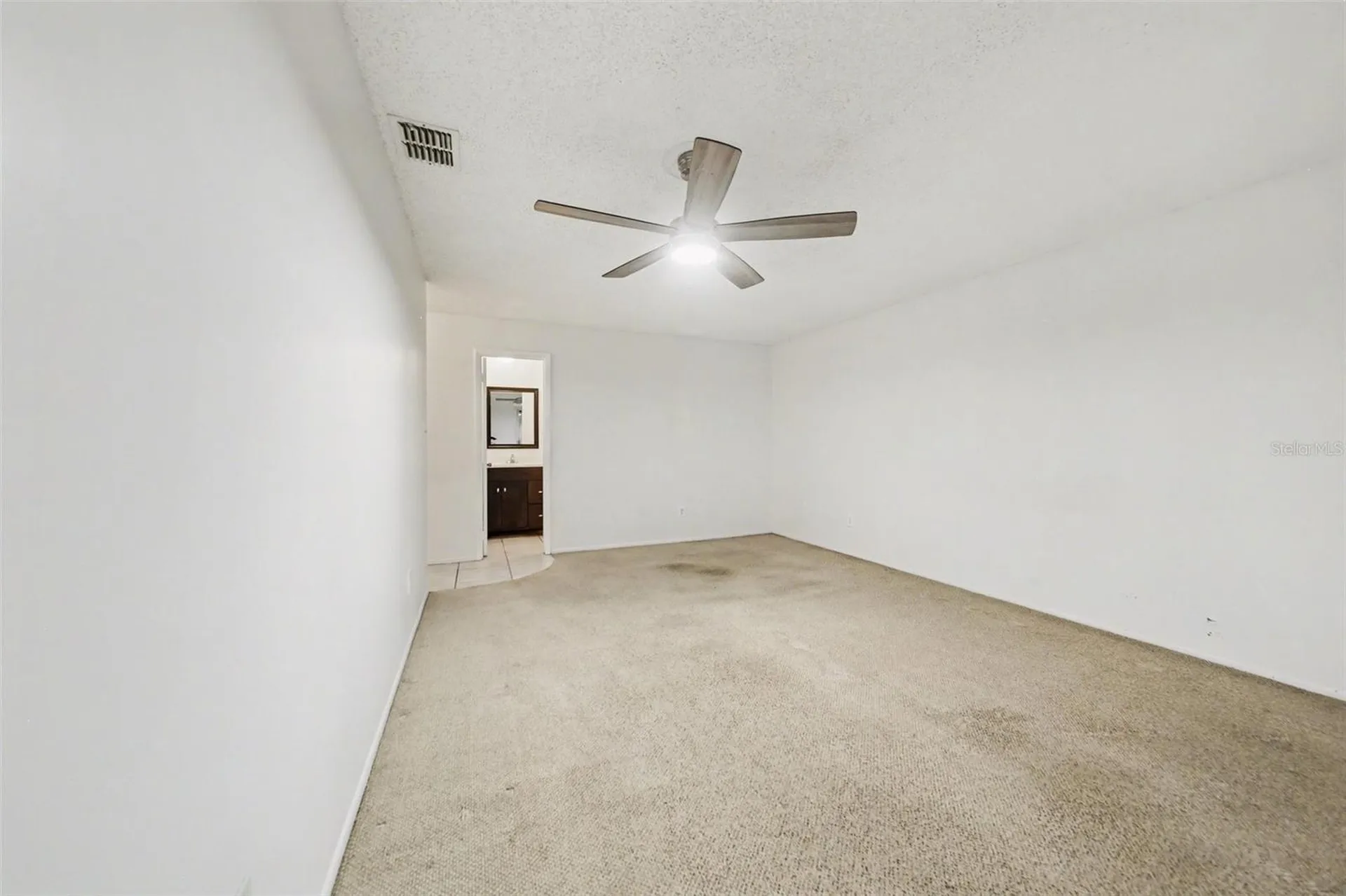5033 Loyola Lane Orlando FL 32821