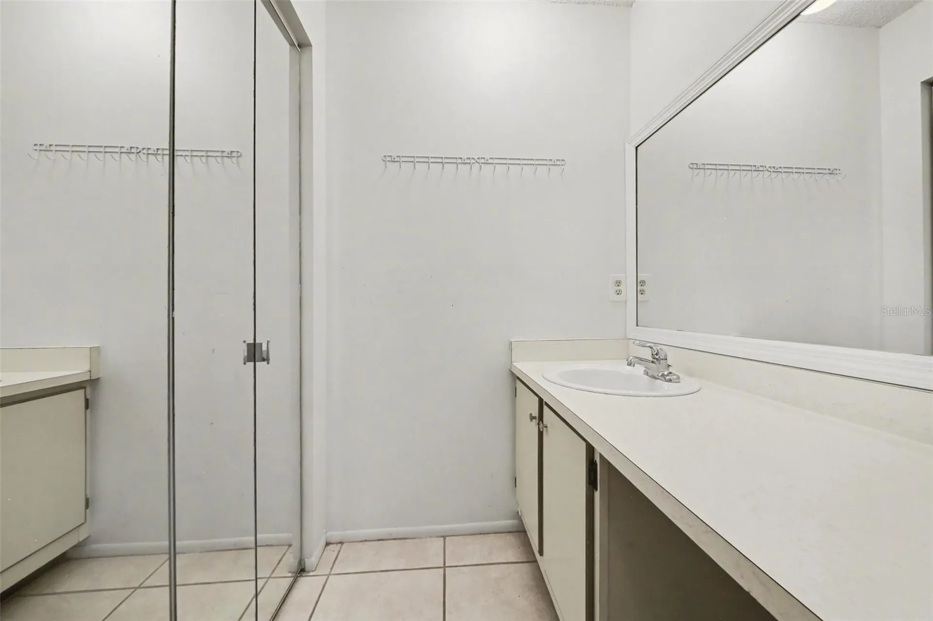5033 Loyola Lane Orlando FL 32821