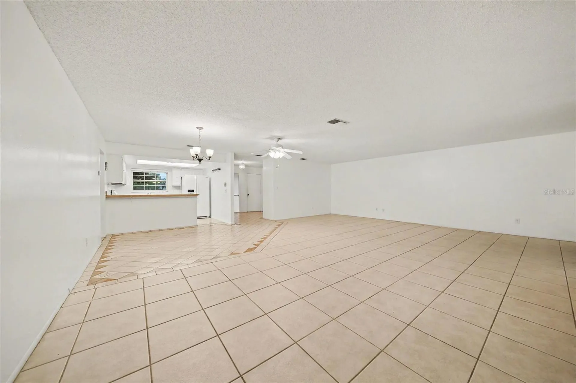5033 Loyola Lane Orlando FL 32821