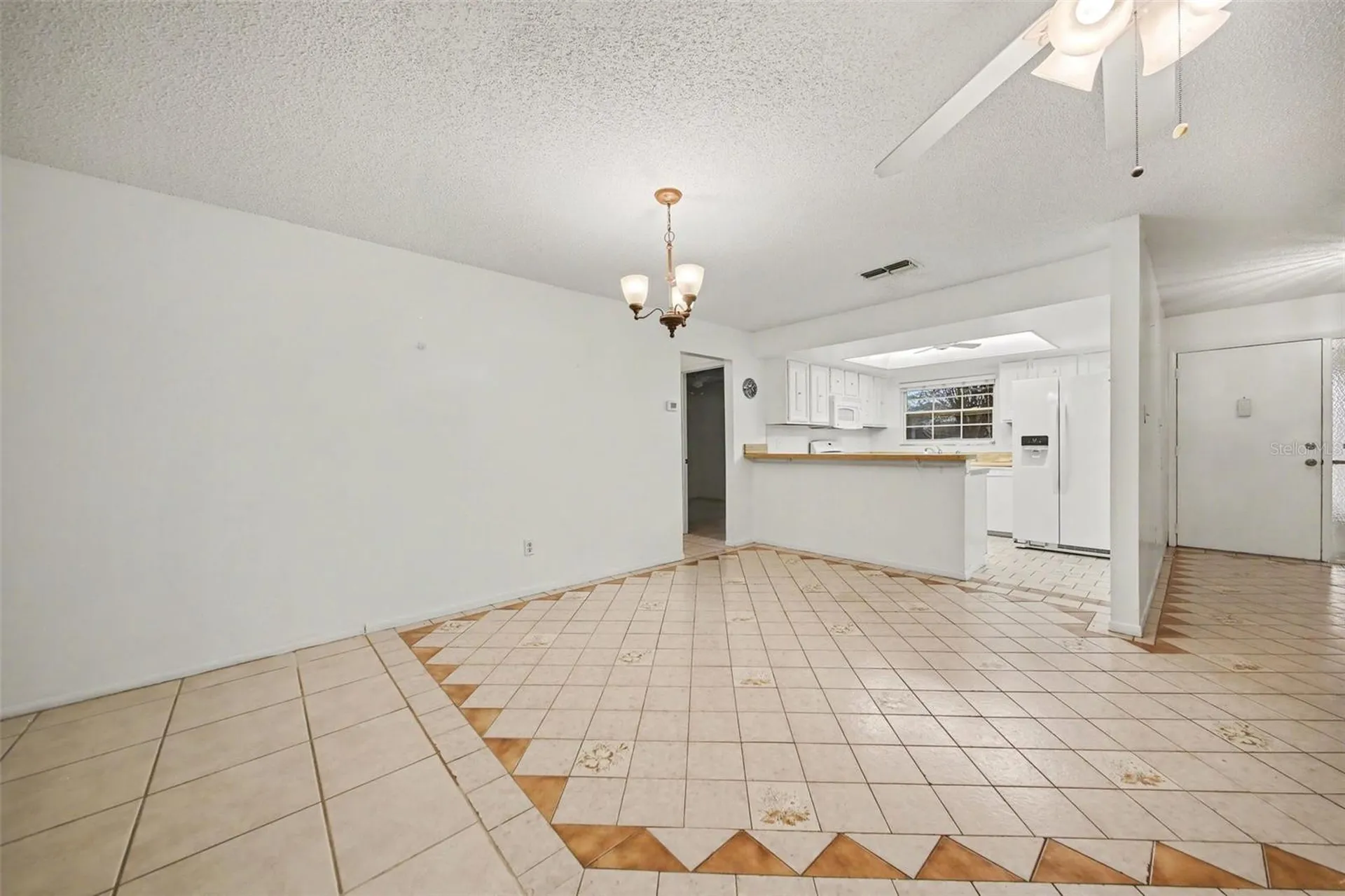 5033 Loyola Lane Orlando FL 32821