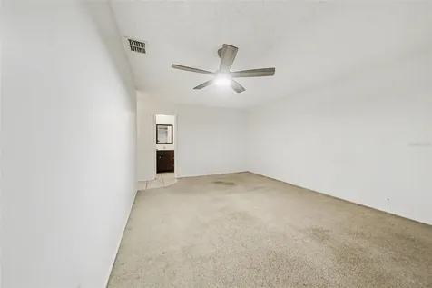5033 Loyola Lane Orlando FL 32821