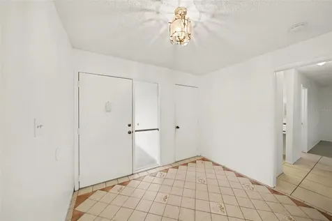 5033 Loyola Lane Orlando FL 32821