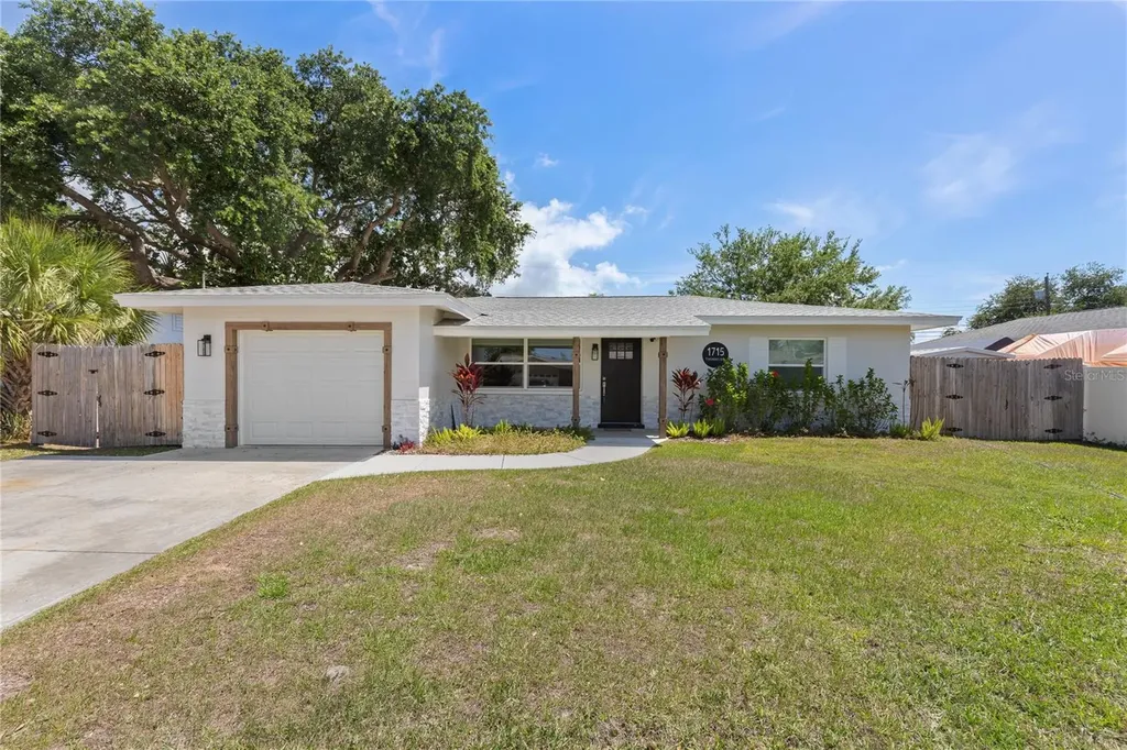 1715 Thomas Drive Clearwater FL 33759