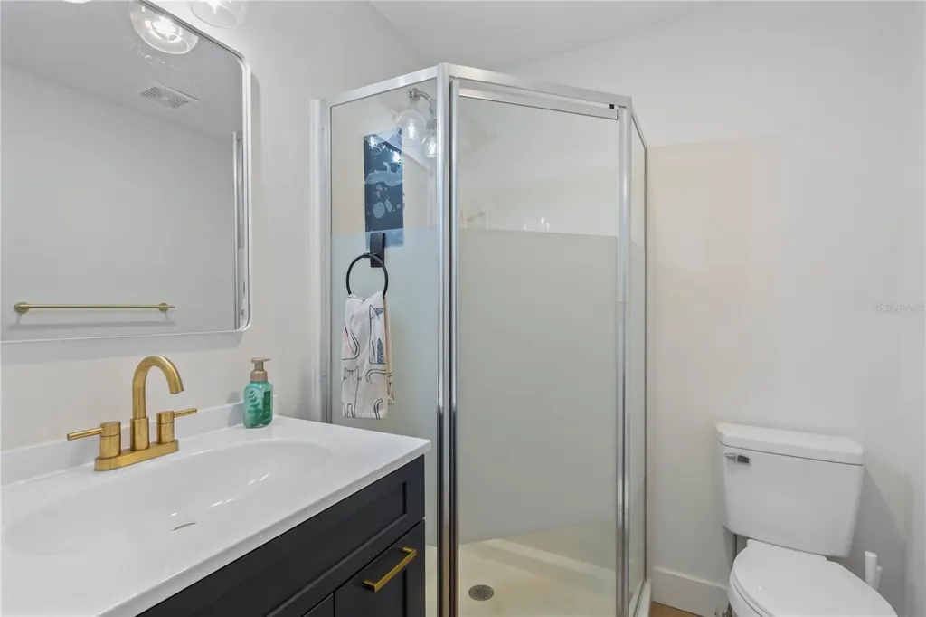 1715 Thomas Drive Clearwater FL 33759