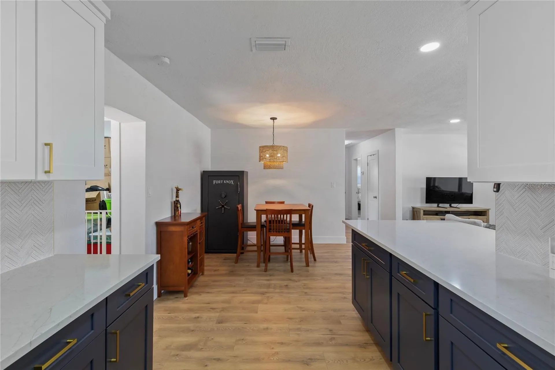 1715 Thomas Drive Clearwater FL 33759
