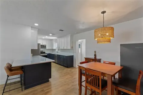 1715 Thomas Drive Clearwater FL 33759
