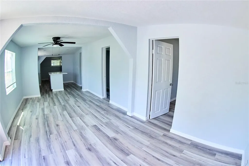3917 E Hanna Avenue Tampa FL 33610
