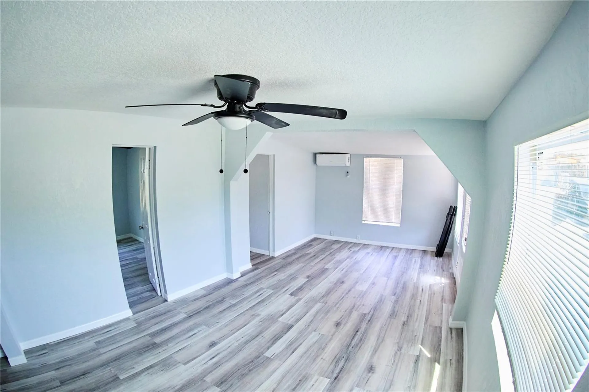 3917 E Hanna Avenue Tampa FL 33610