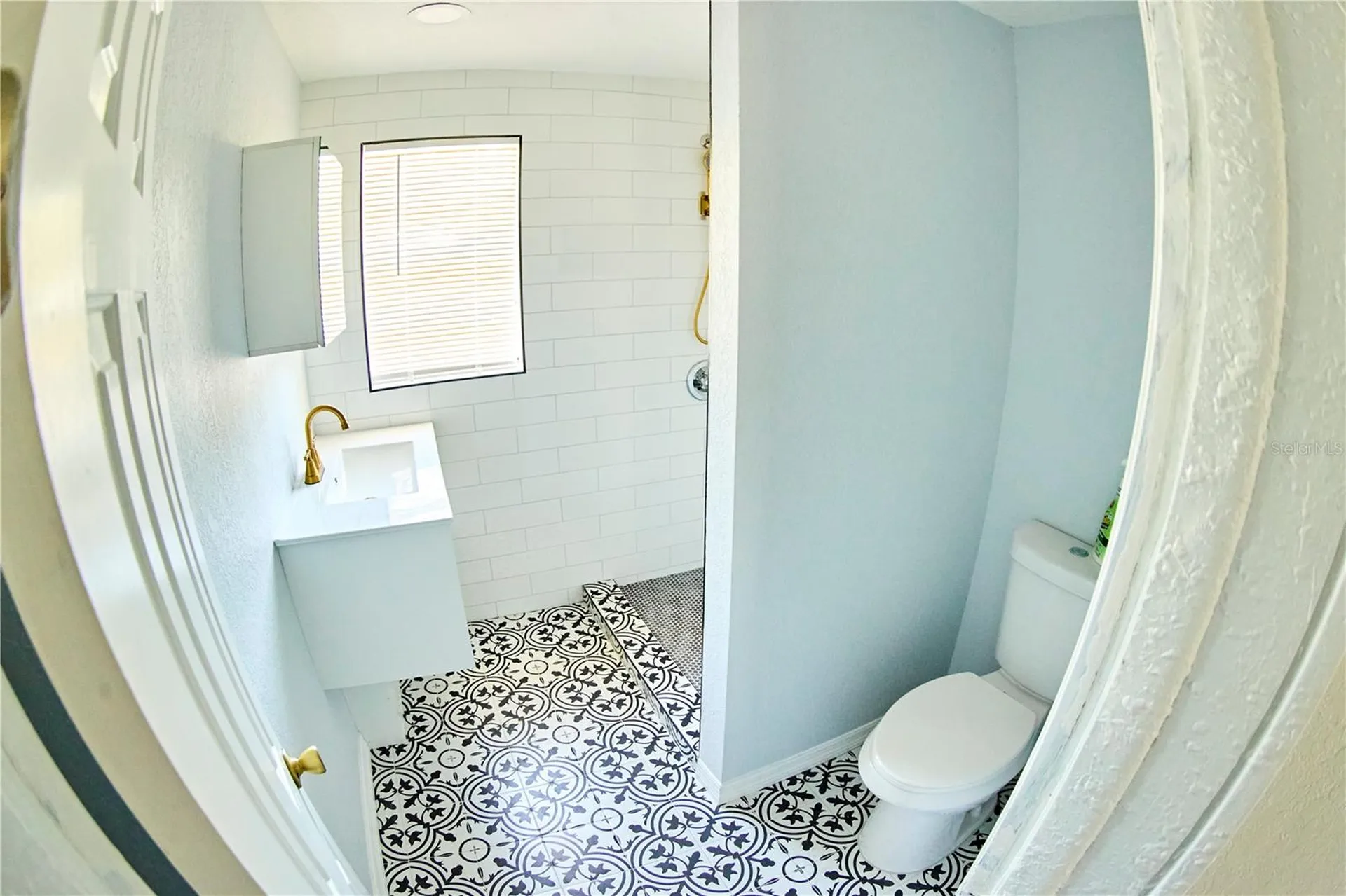 3917 E Hanna Avenue Tampa FL 33610