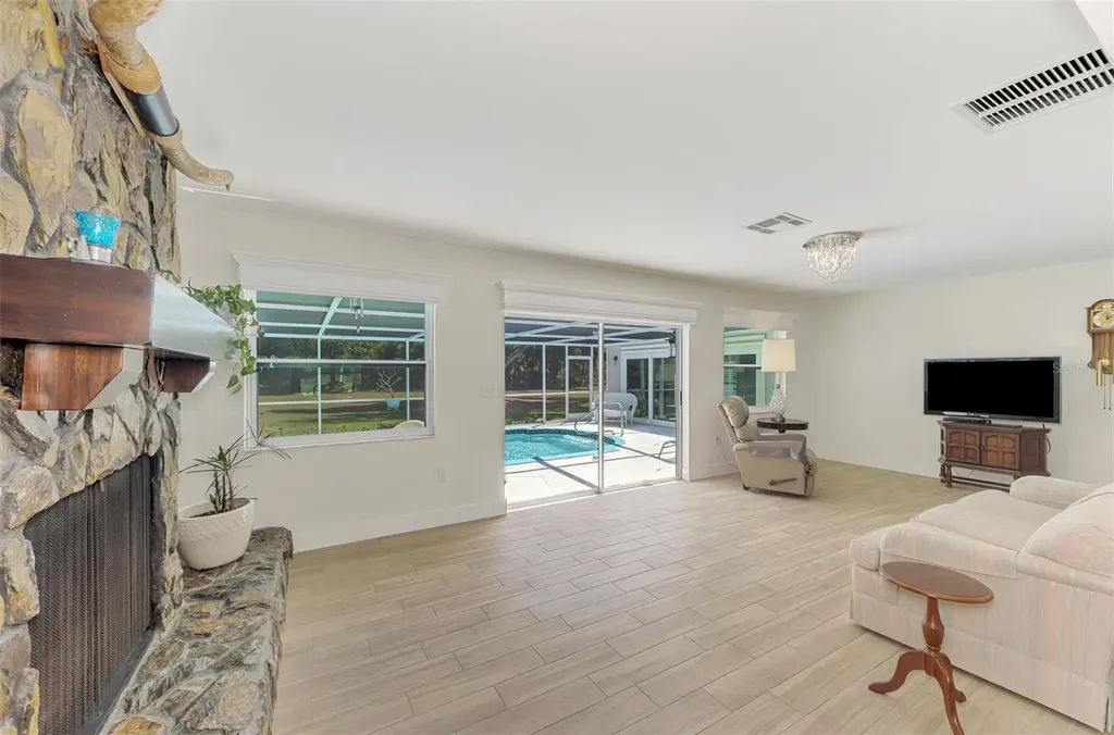 1620 Mission Valley Boulevard Nokomis FL 34275