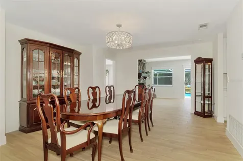 1620 Mission Valley Boulevard Nokomis FL 34275