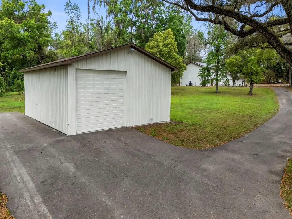 15839 Powerline Road Dade City FL 33523
