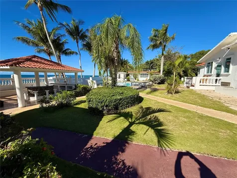 Road #3 Beach Front Hotel Patillas PR 00723