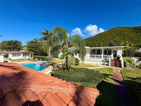 Road #3 Beach Front Hotel Patillas PR 00723