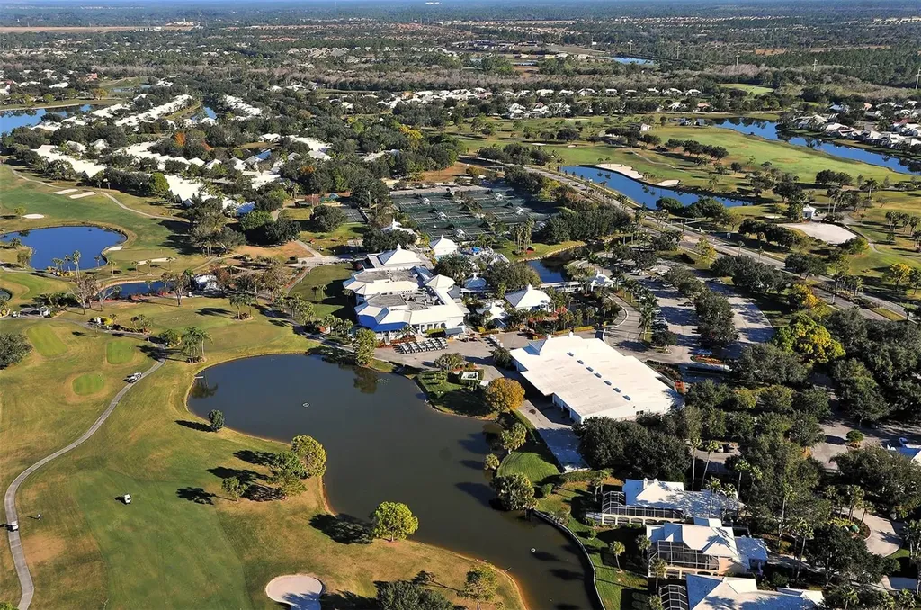 552 Westmount Lane Venice FL 34293