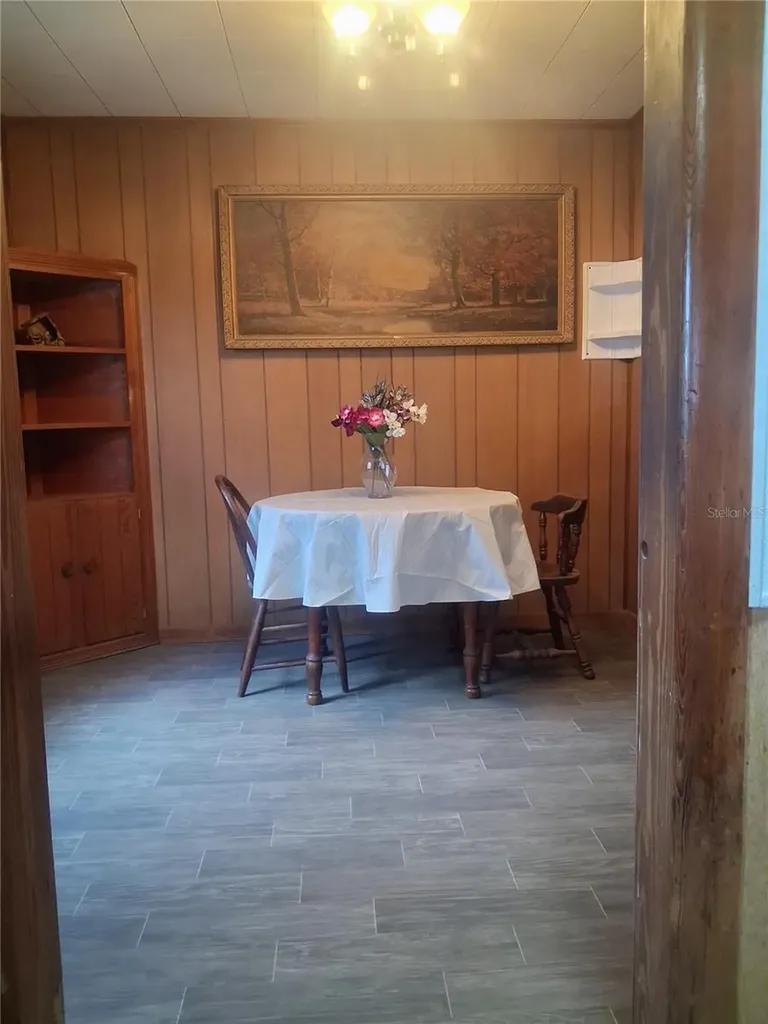 20881 SE 142nd Place Umatilla FL 32784