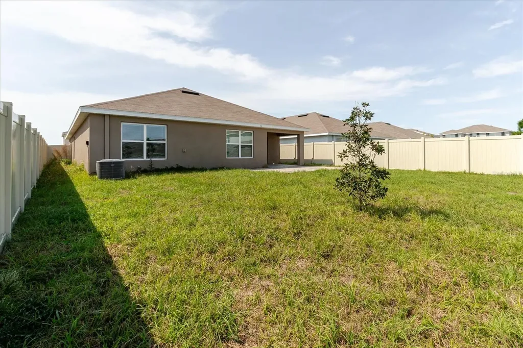 2812 Gumbo Limbo Drive Wimauma FL 33598