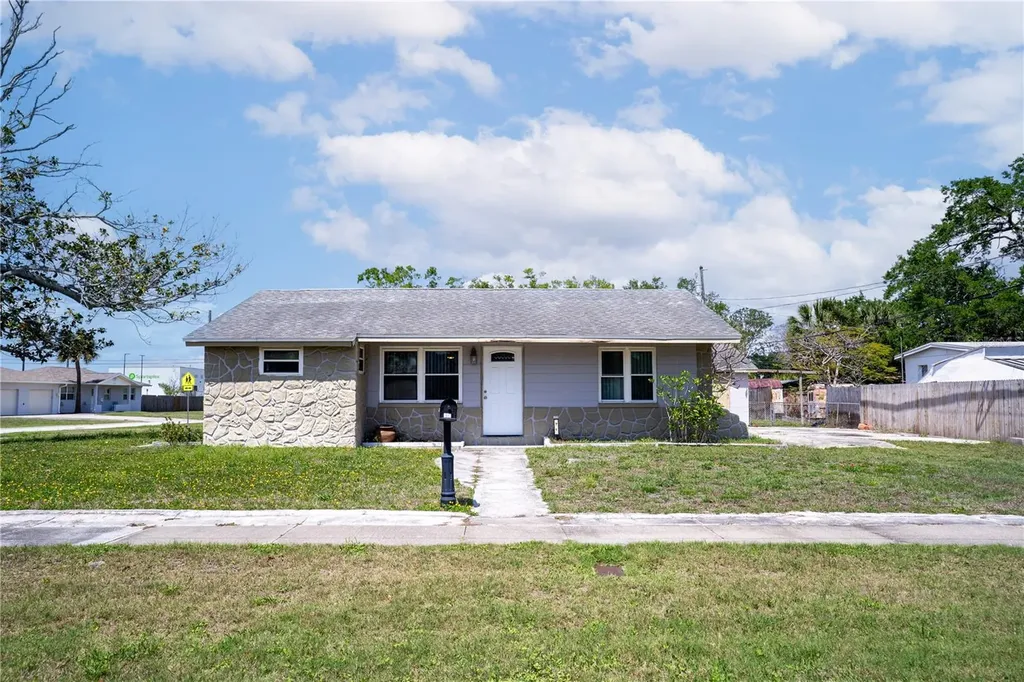 701 61st Avenue NE St Petersburg FL 33703