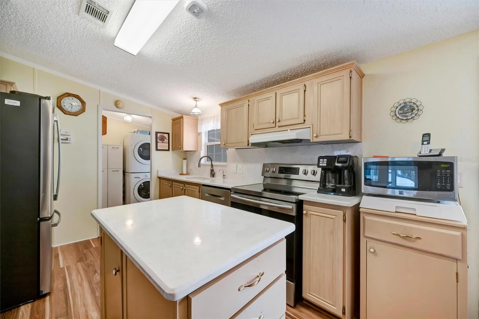 211 S Port Royal Lane Apollo Beach FL 33572