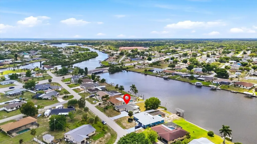 814 Ellicott Circle NW Port Charlotte FL 33952
