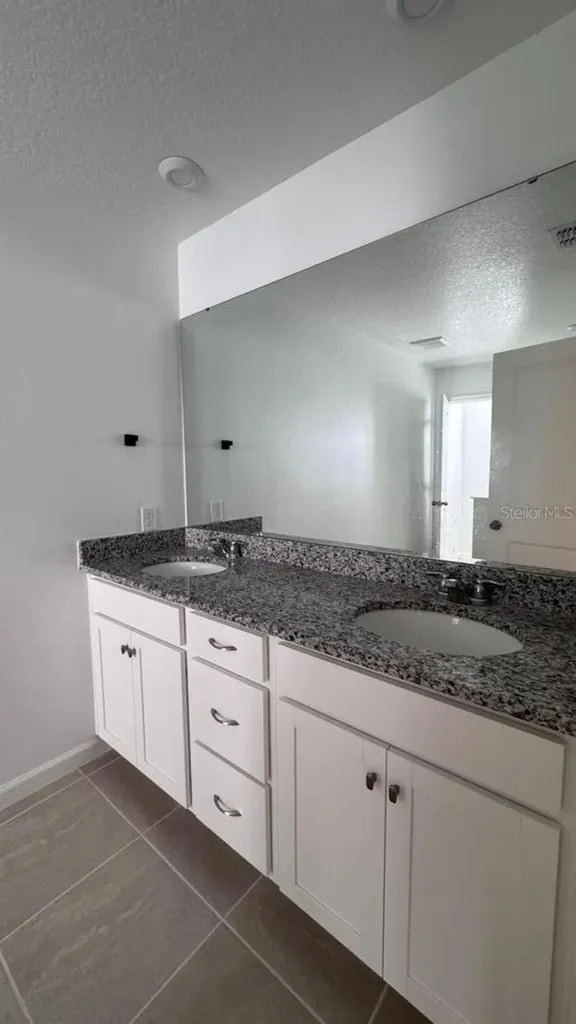 1102 Seaside Mist Trail Kissimmee FL 34747