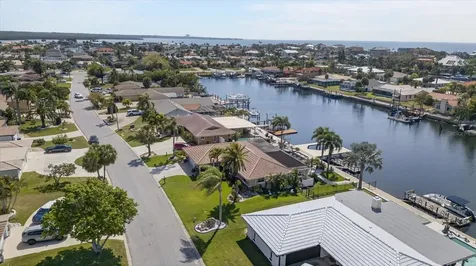 5401 Pilots Place New Port Richey FL 34652