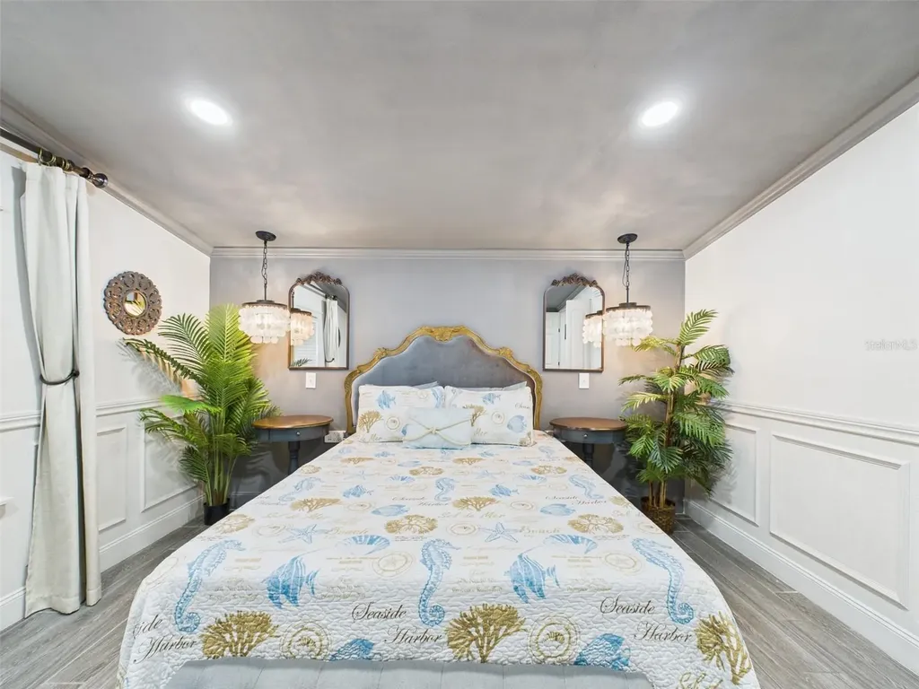 221 1st Street Davenport FL 33837