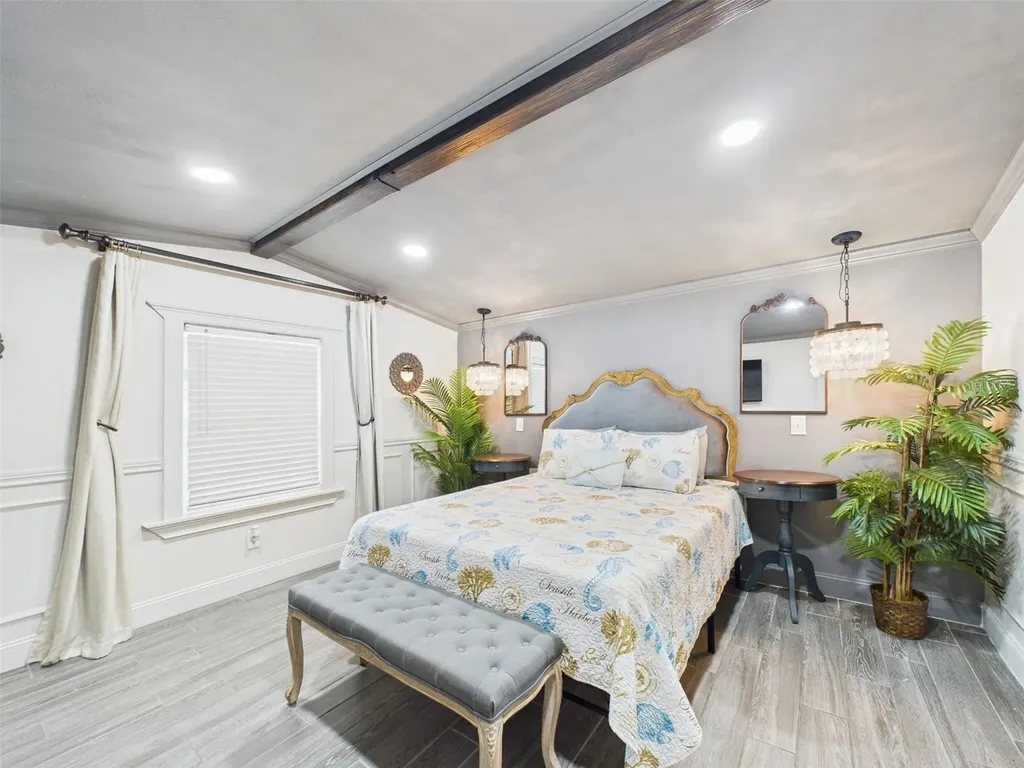 221 1st Street Davenport FL 33837