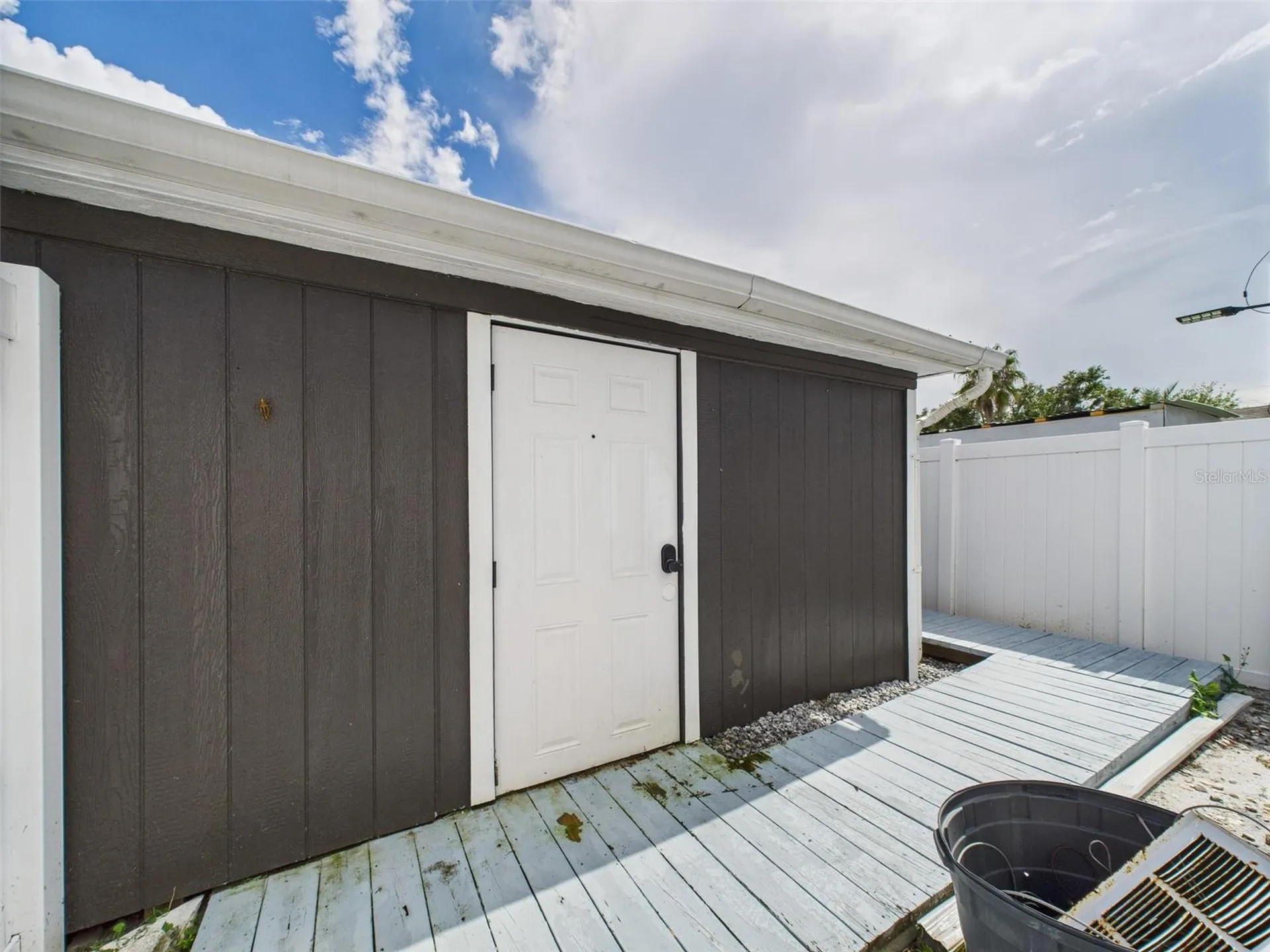 221 1st Street Davenport FL 33837