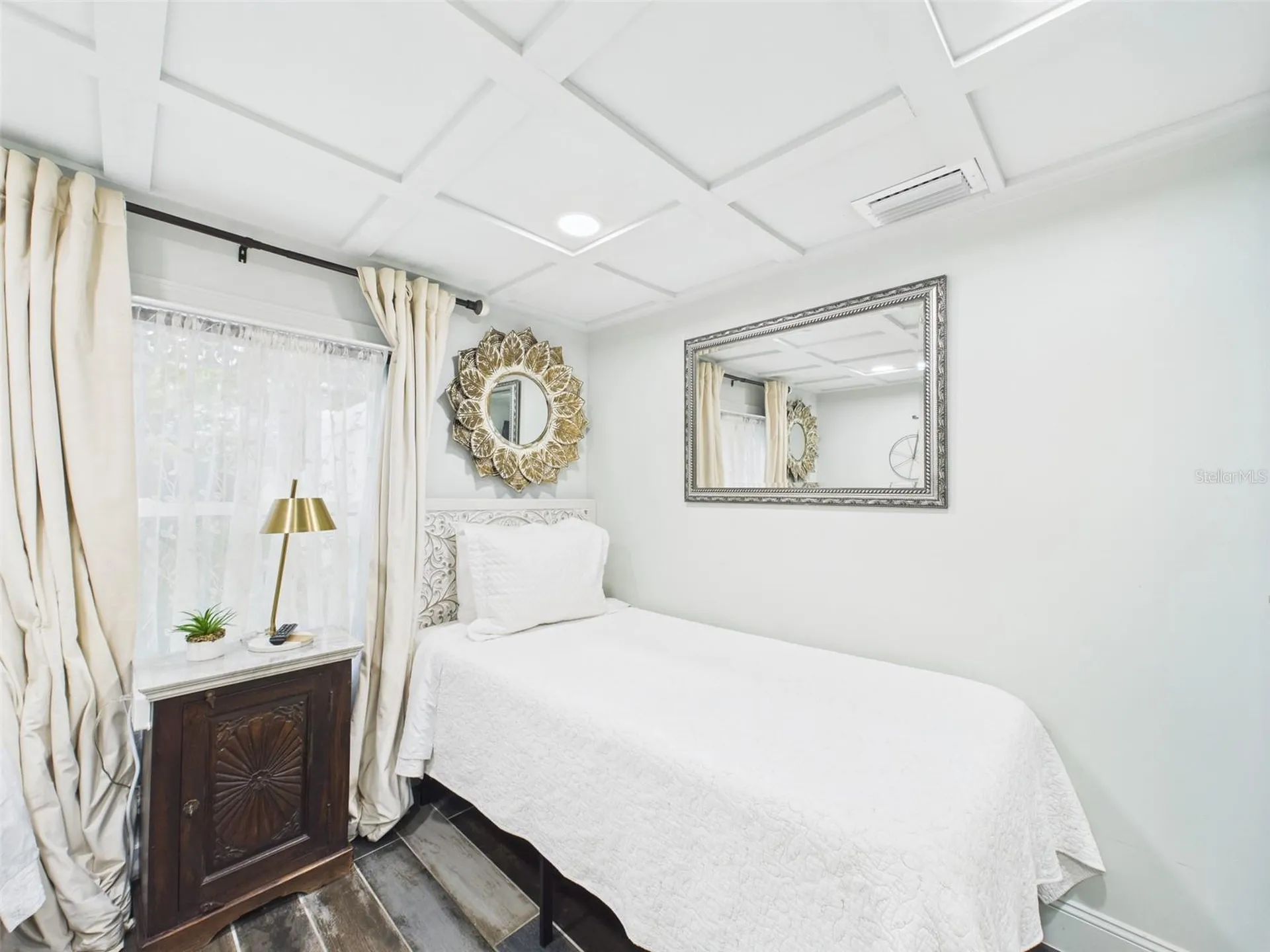 221 1st Street Davenport FL 33837