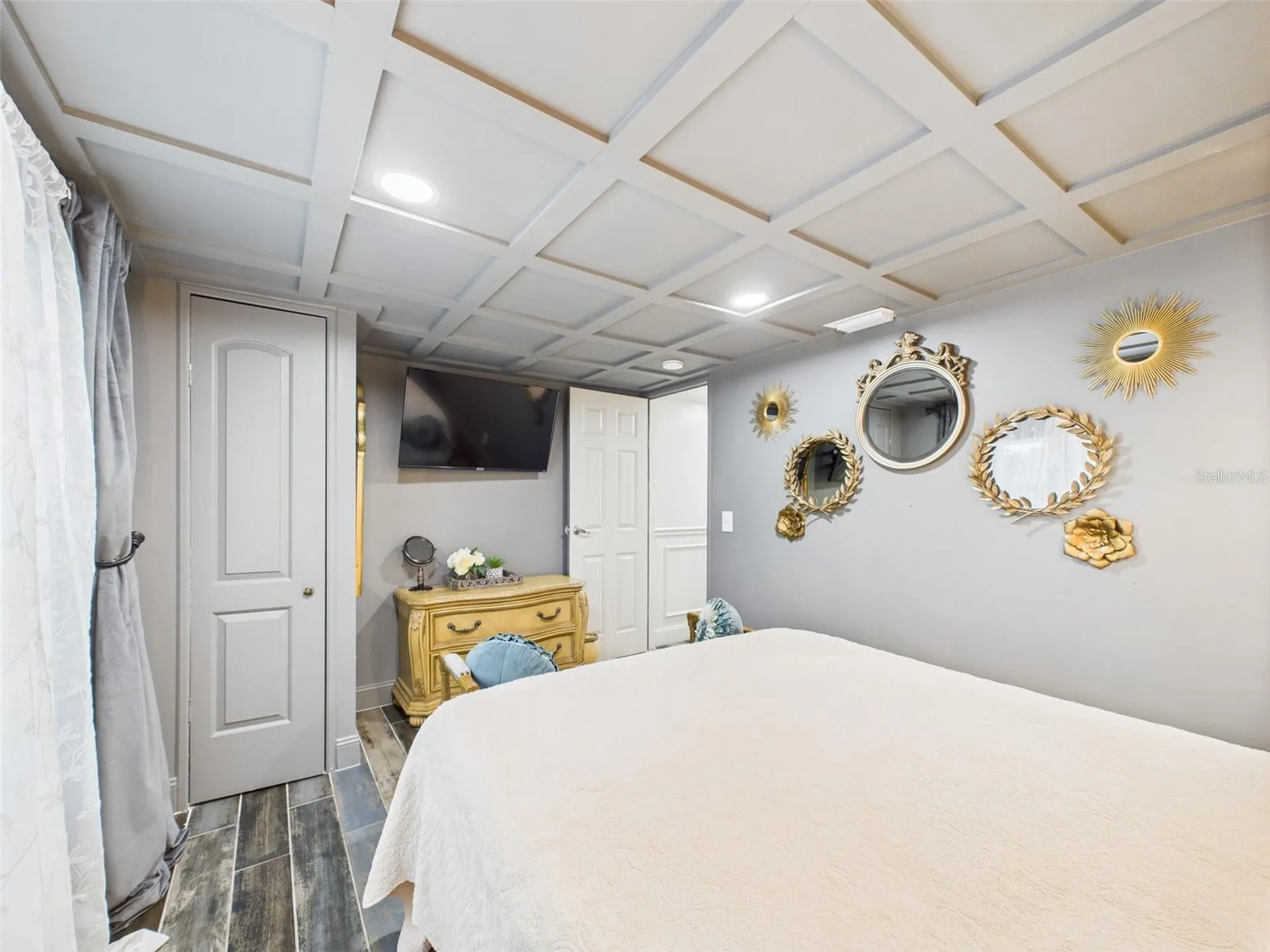 221 1st Street Davenport FL 33837