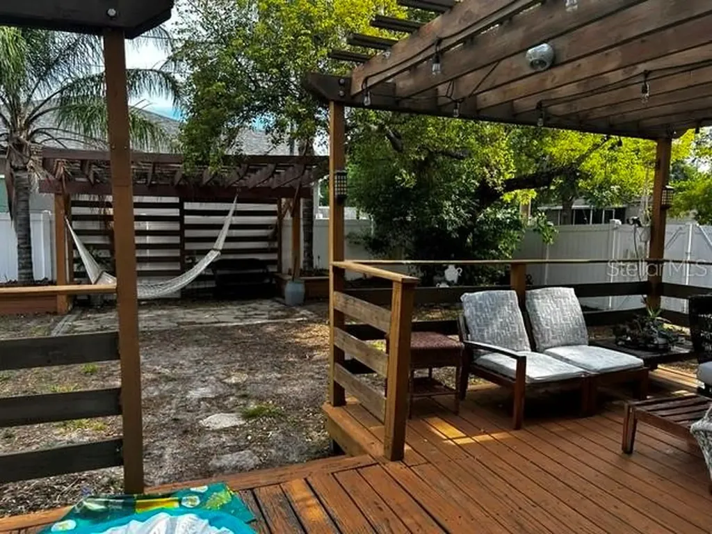 6086 82nd Terrace N Pinellas Park FL 33781