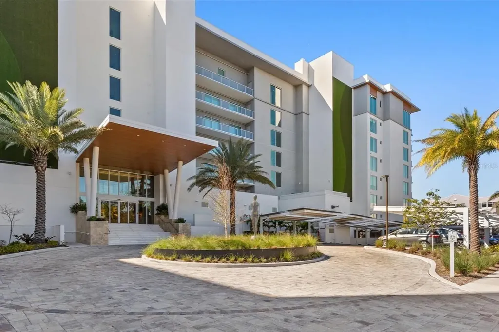 1028 Sunset Point Road Clearwater FL 33755
