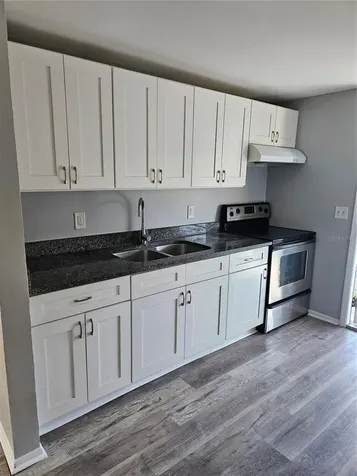 9415 Grandfield Road Thonotosassa FL 33592