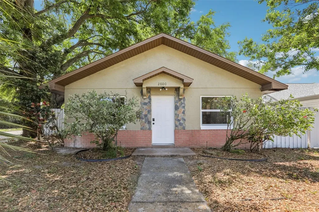 2800 13th Avenue N St Petersburg FL 33713