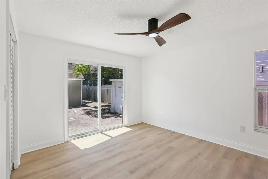 2800 13th Avenue N St Petersburg FL 33713