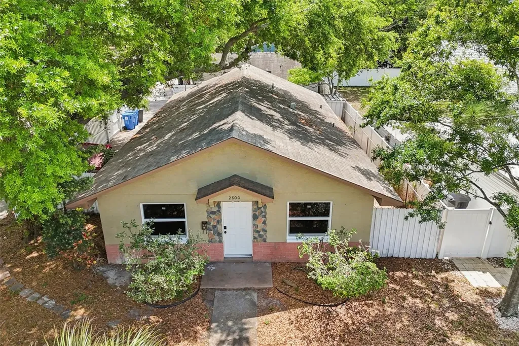 2800 13th Avenue N St Petersburg FL 33713