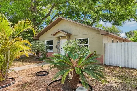 2800 13th Avenue N St Petersburg FL 33713