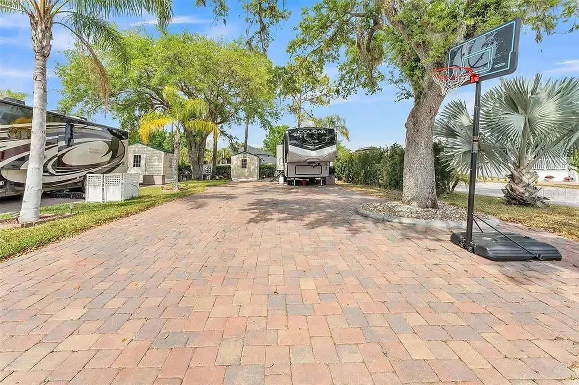 16329 Cherry Tree Court Clermont FL 34714