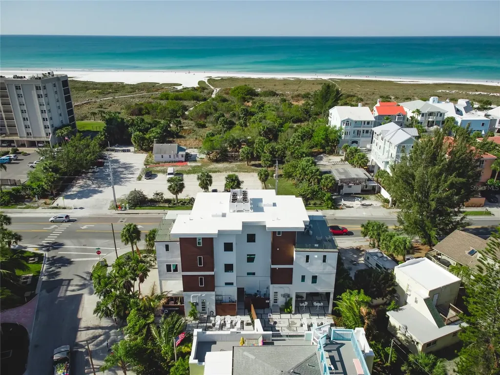 329 Beach Road Sarasota FL 34242