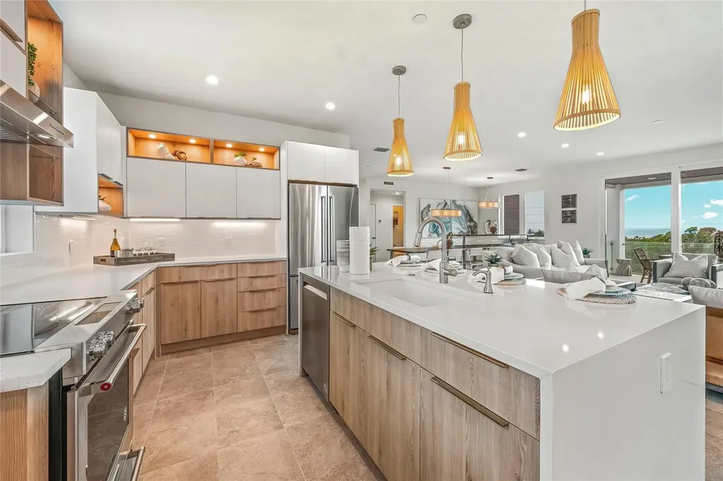 329 Beach Road Sarasota FL 34242