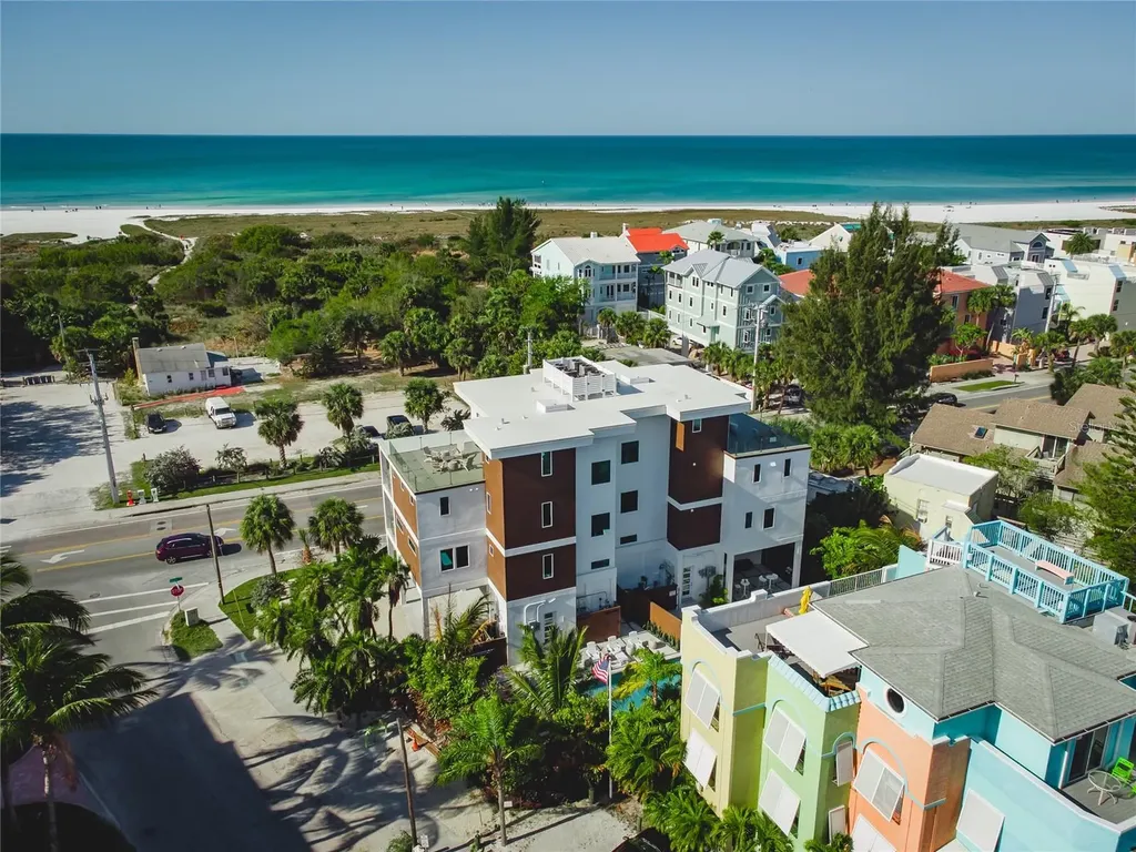 329 Beach Road Sarasota FL 34242